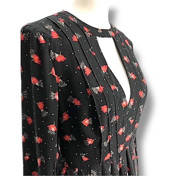 FREE PEOPLE🎄Black with Red Floral white dots keyhole front & back Long Sl SZ SP - Picture 4 of 9